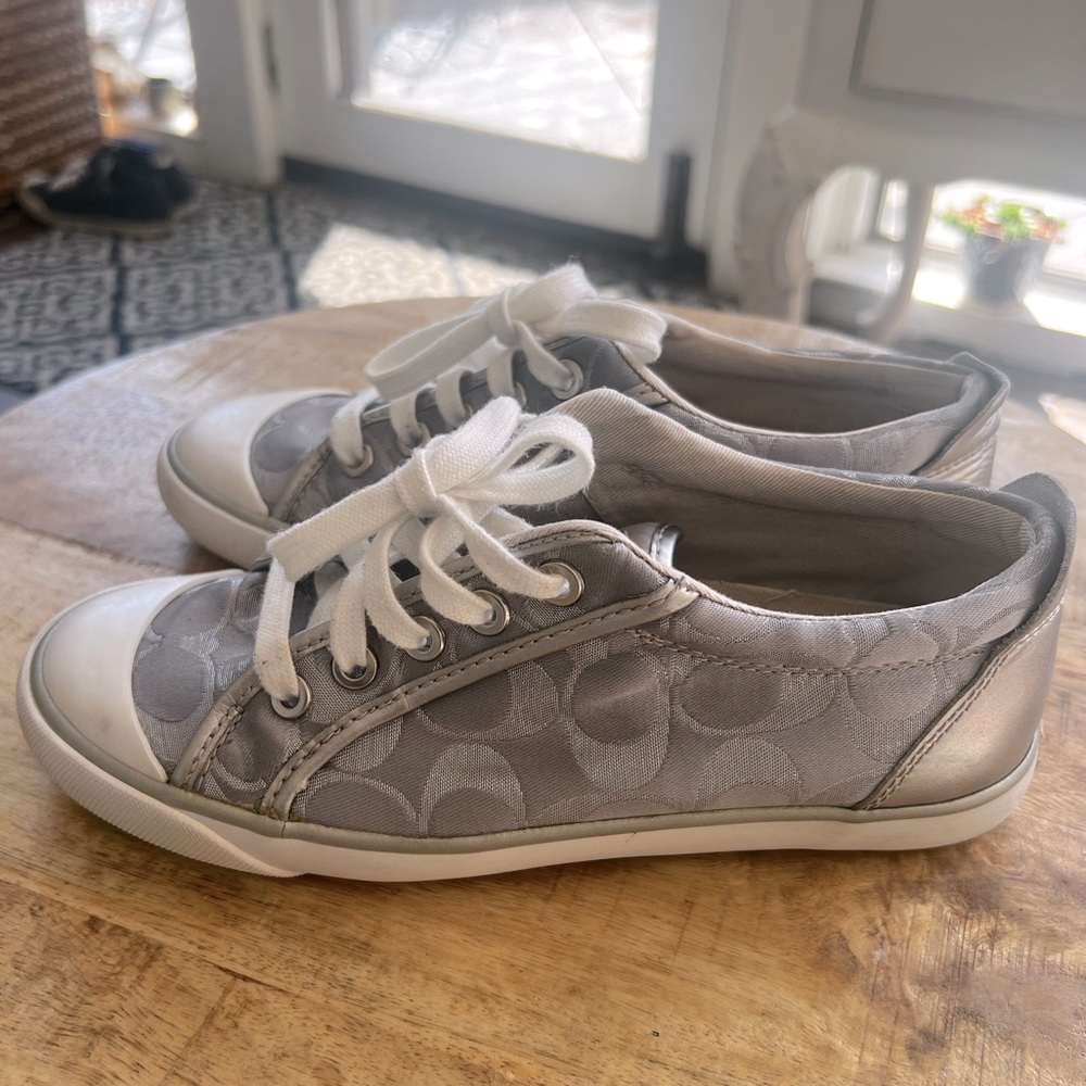 Coach Barrett Y2K Silver Grey and White Women's Sneakers Size 6